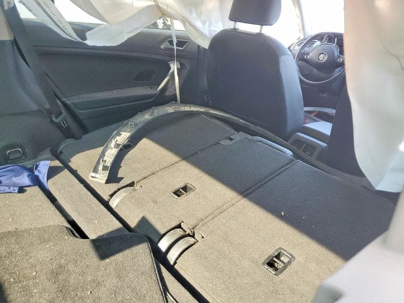 2021 VOLKSWAGEN TIGUAN SE 11
