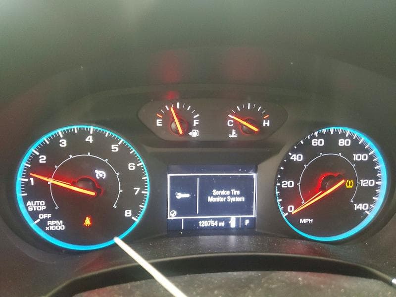 2020 CHEVROLET EQUINOX LS 9
