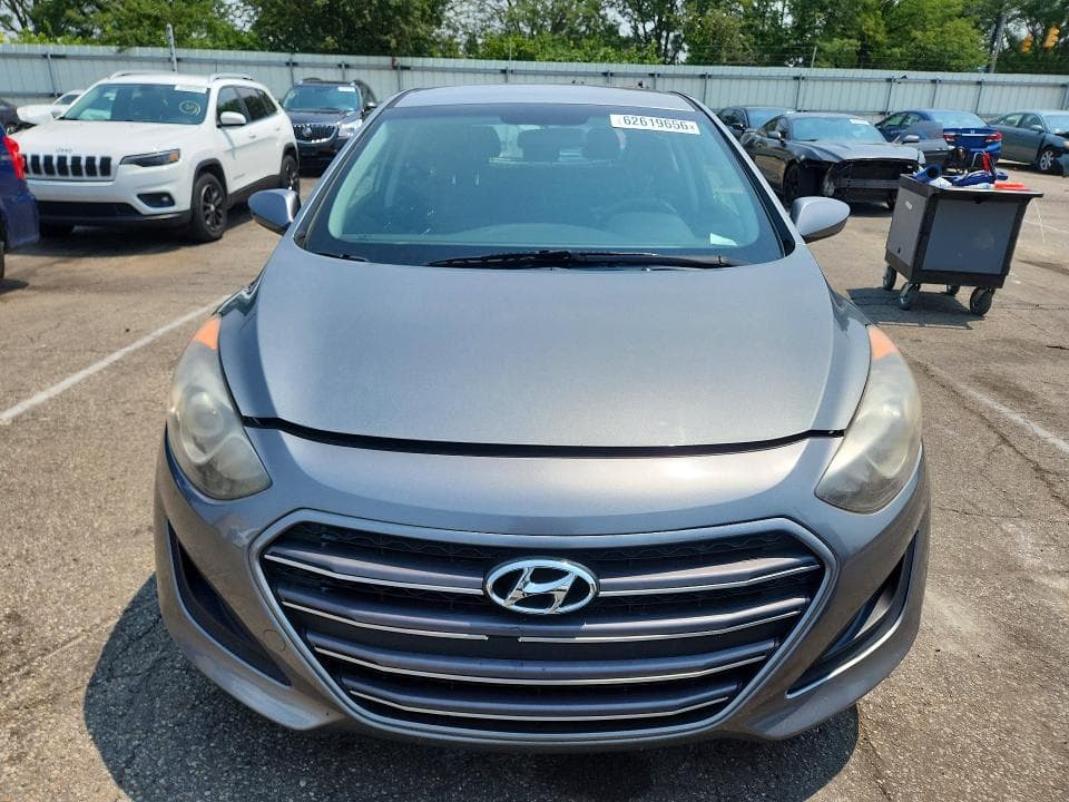 2017 HYUNDAI ELANTRA GT BASE 5