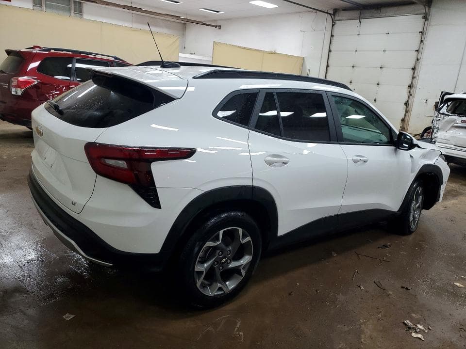 2025 CHEVROLET TRAX 1LT 3