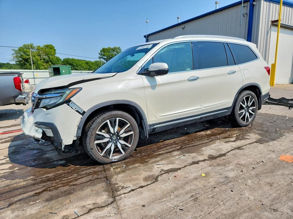 2019 HONDA PILOT TOURING - 1
