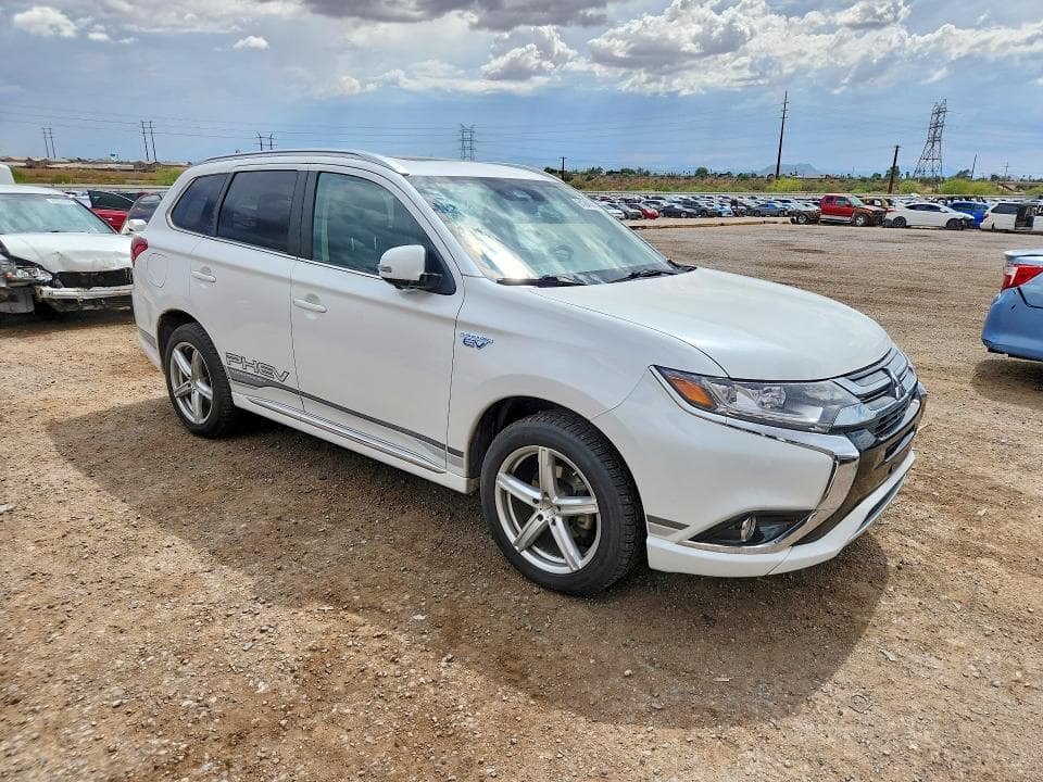 2018 MITSUBISHI OUTLANDER SE 4