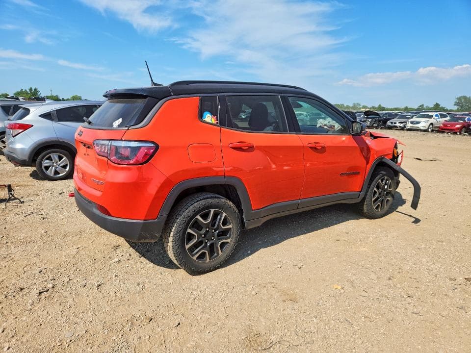 2018 JEEP COMPASS TRAILHAWK 3