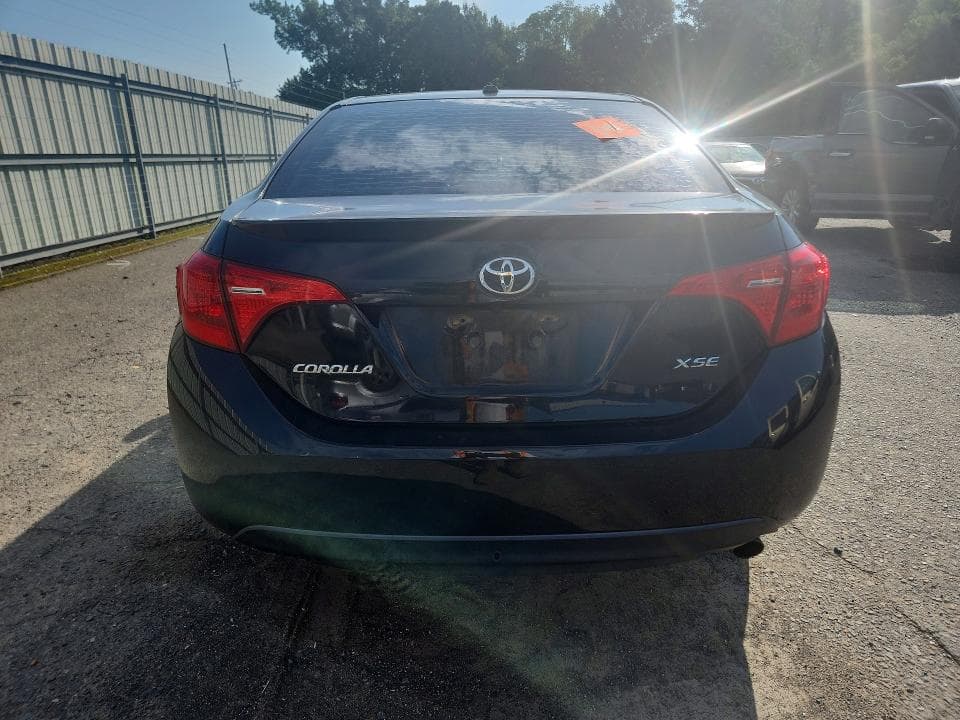 2017 TOYOTA COROLLA XSE 6