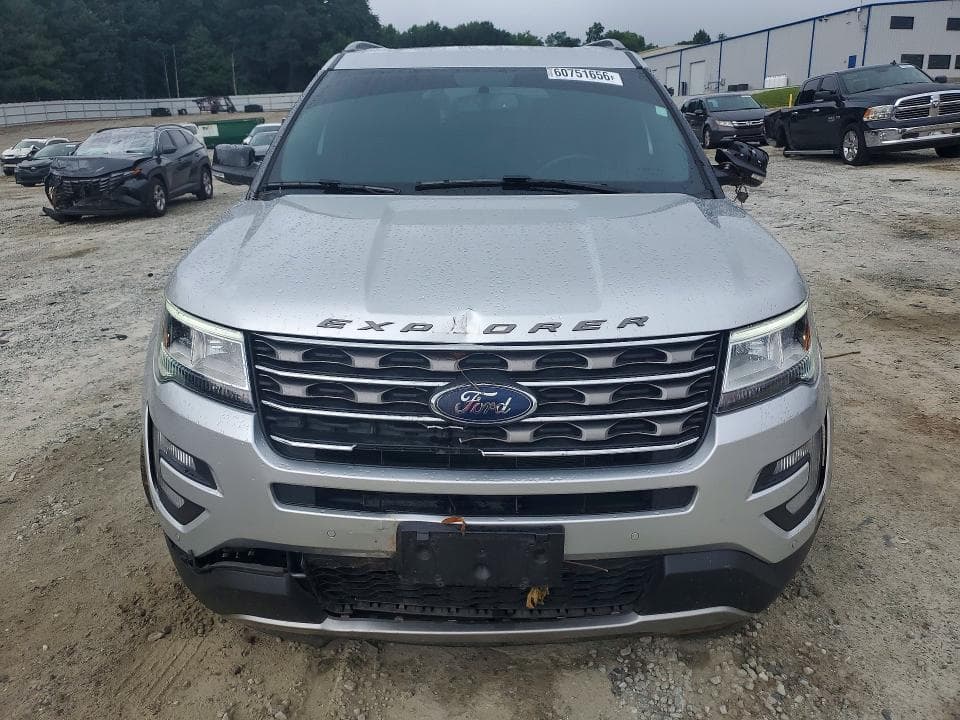 2017 FORD EXPLORER XLT 5