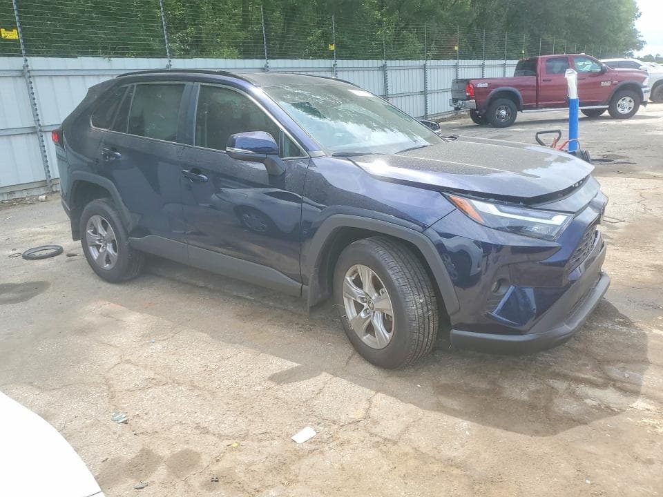 2025 TOYOTA RAV4 XLE 4