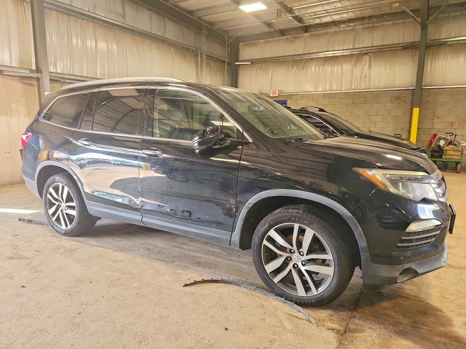 2017 HONDA PILOT TOURING 4