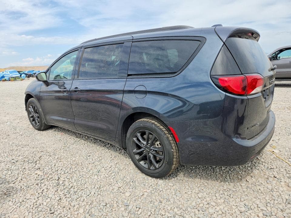 2020 CHRYSLER PACIFICA TOURING L 2