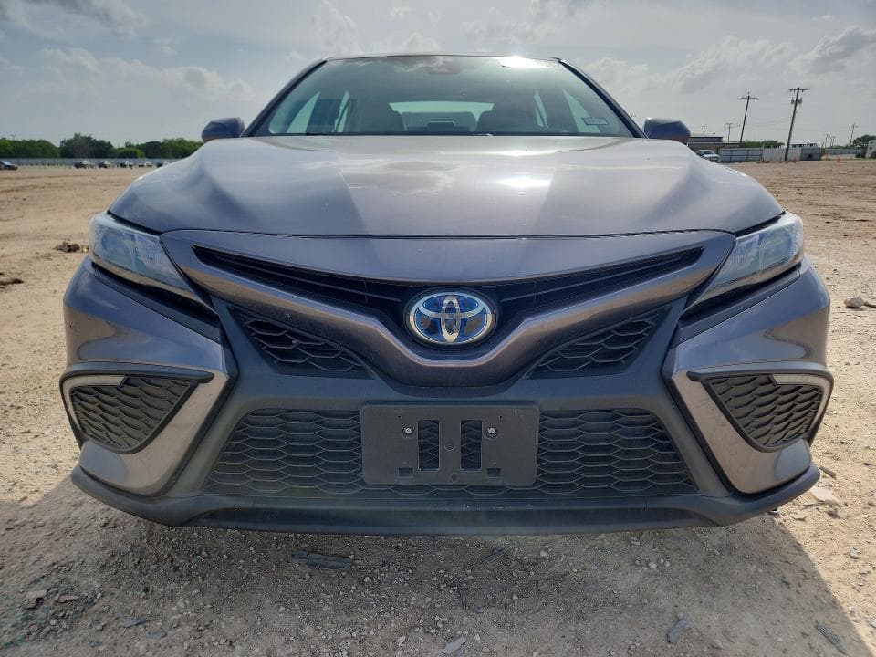 2023 TOYOTA CAMRY HYBRID SE 5