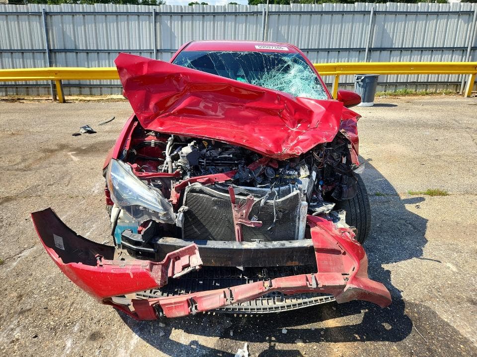 2017 TOYOTA COROLLA LE 5