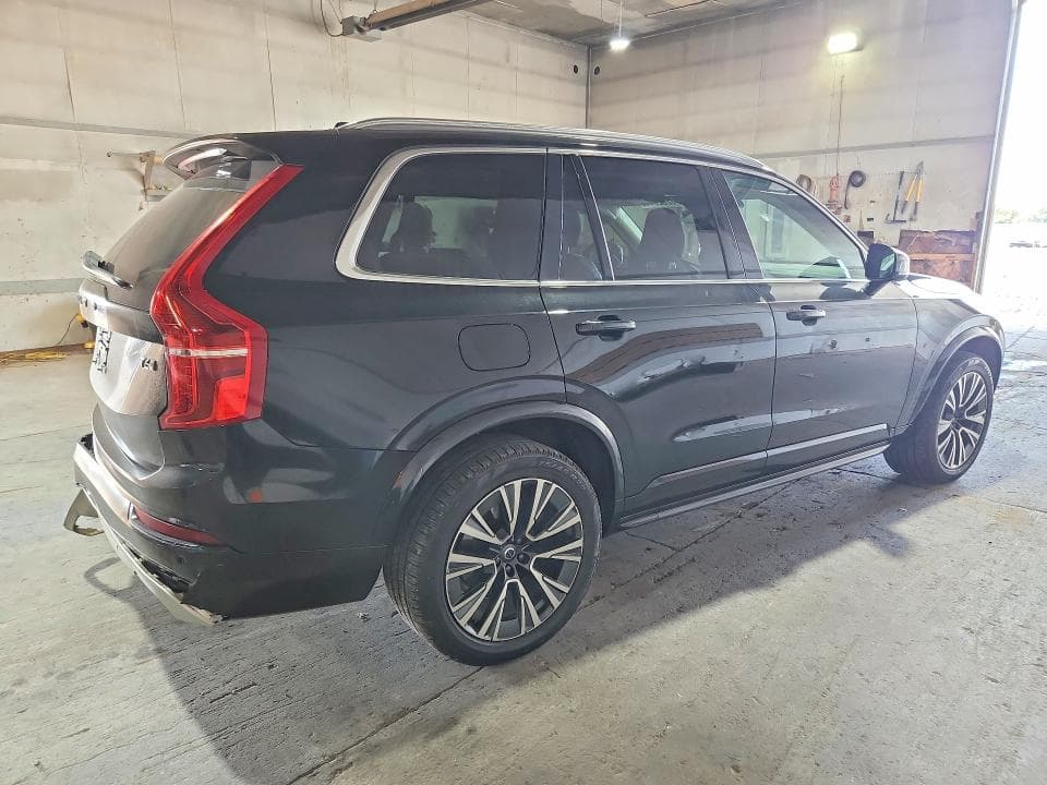 2021 VOLVO XC90 T6 MOMENTUM 3