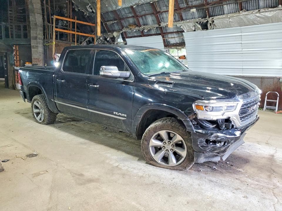 2019 RAM 1500 LIMITED 4