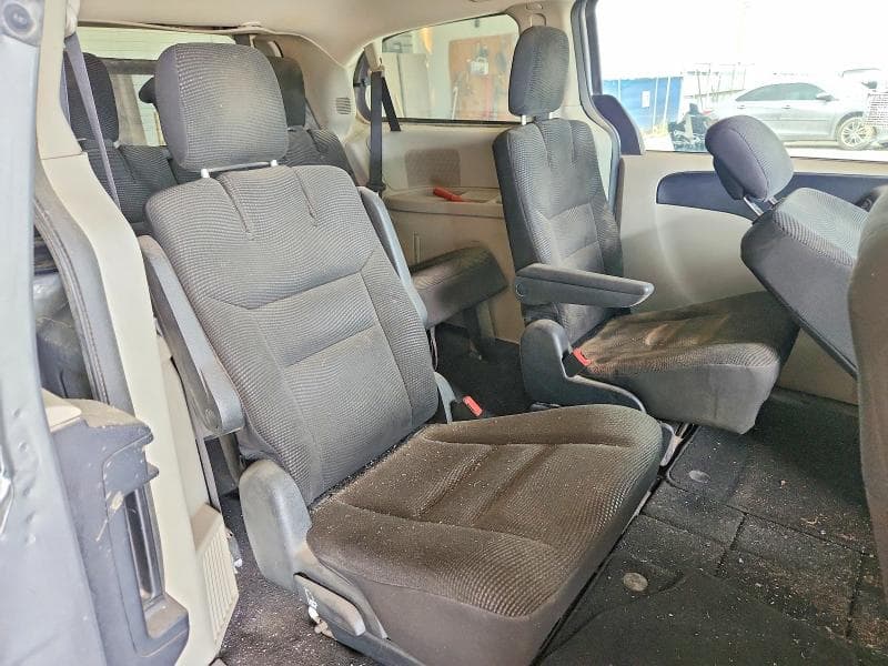 2020 DODGE GRAND CARAVAN SE 11