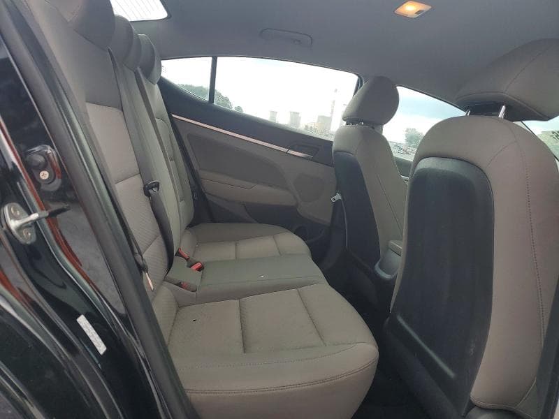 2019 HYUNDAI ELANTRA SEL 10