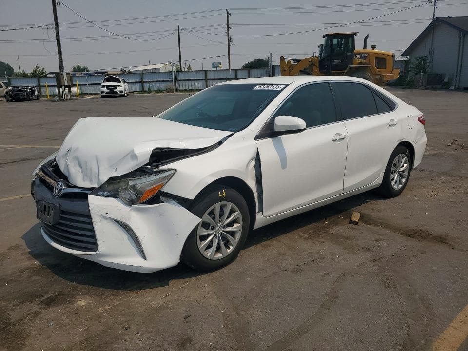 2017 TOYOTA CAMRY LE - 1