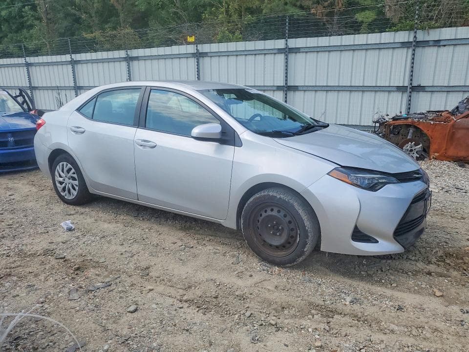 2018 TOYOTA COROLLA LE 4