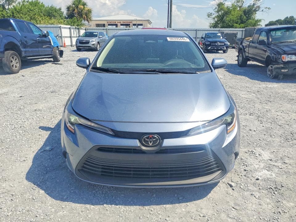 2025 TOYOTA COROLLA LE 5