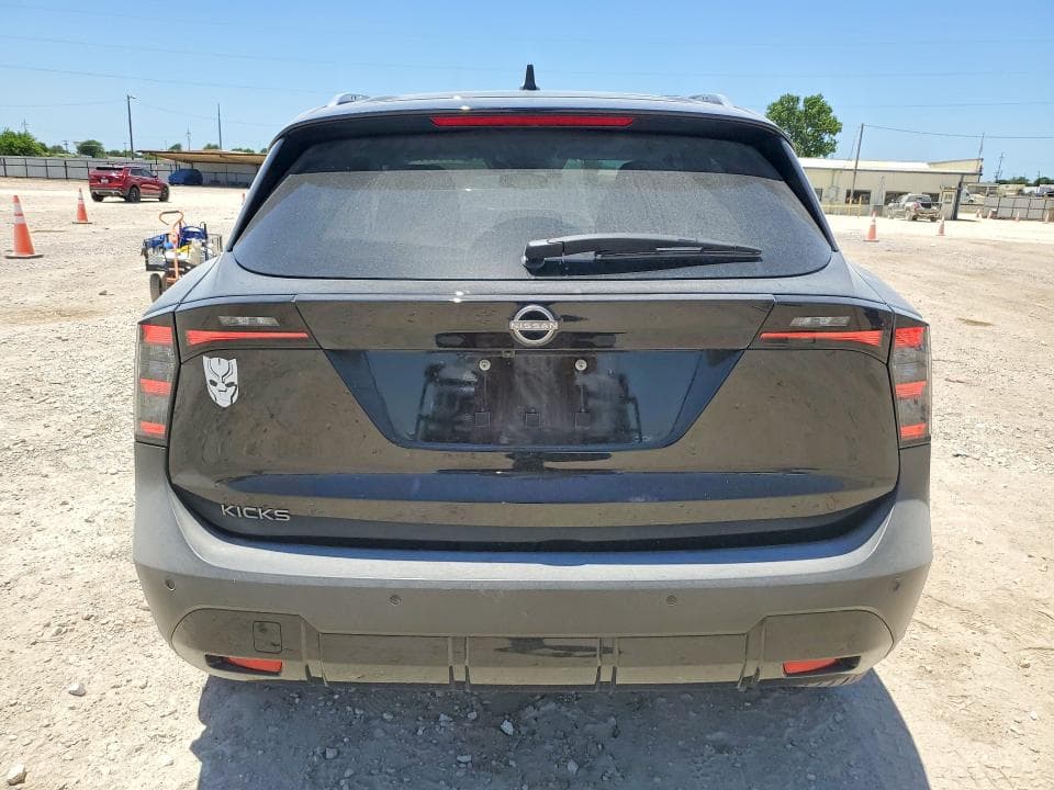 2025 NISSAN KICKS SV 6