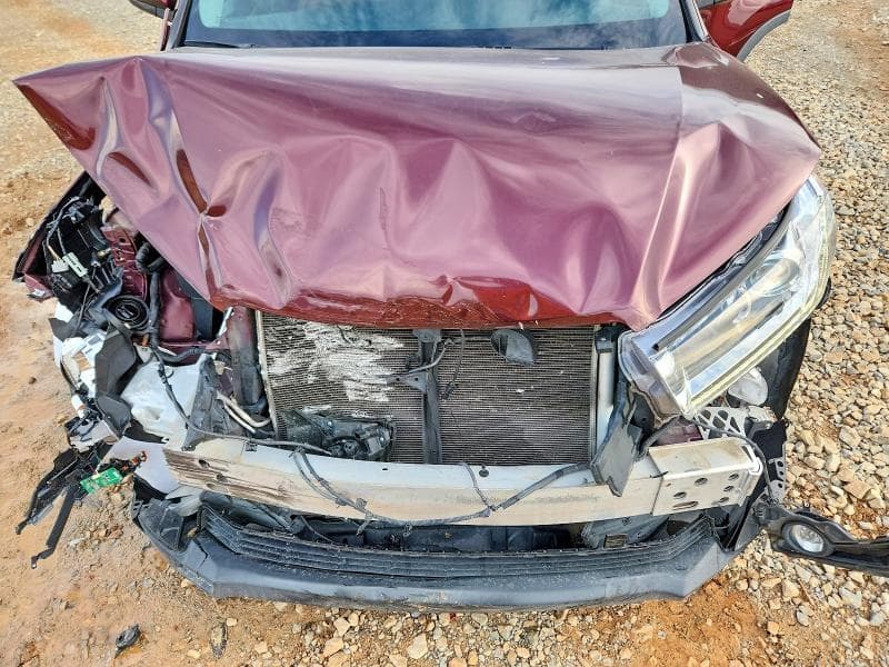 2019 TOYOTA HIGHLANDER LIMITED 12