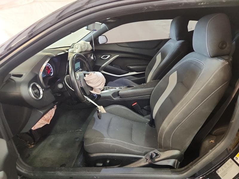 2018 CHEVROLET CAMARO LT 7
