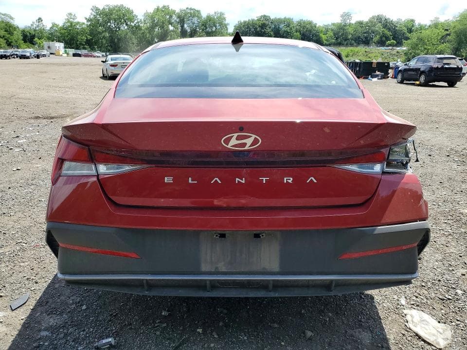 2024 HYUNDAI ELANTRA SEL 6