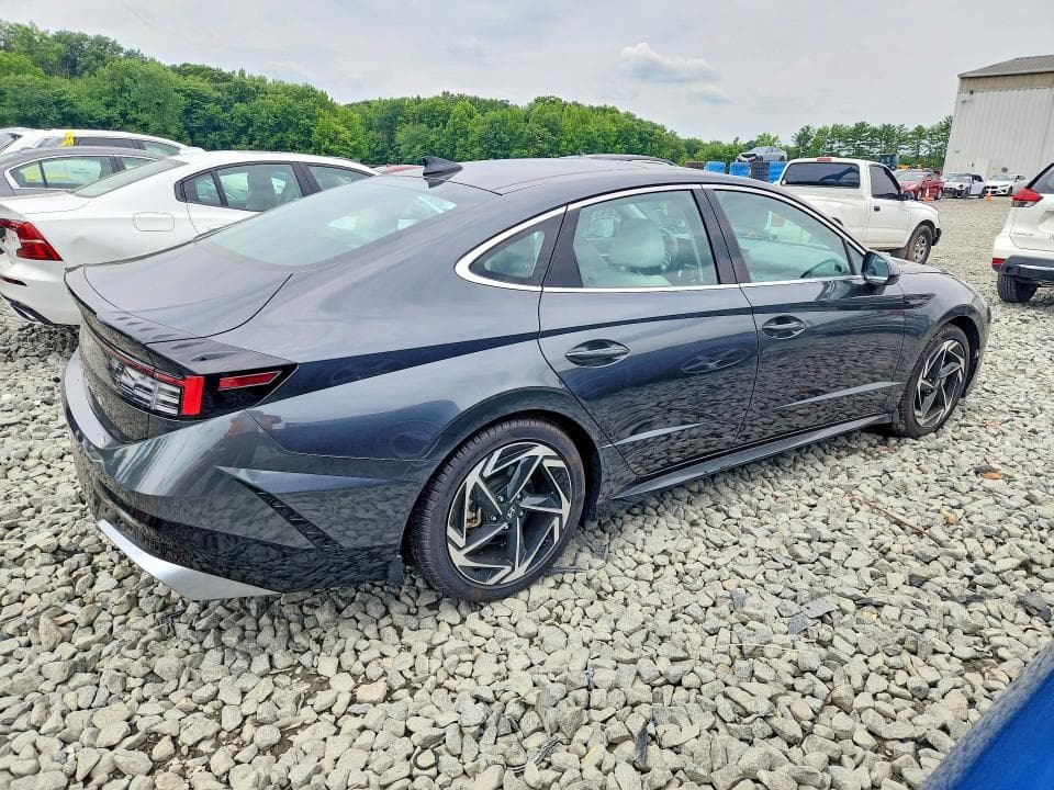 2024 HYUNDAI SONATA SEL 3