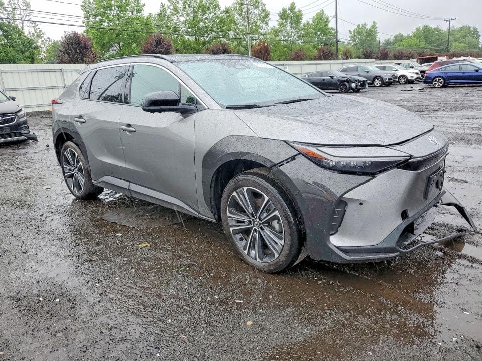 2024 TOYOTA BZ4X LIMITED 4
