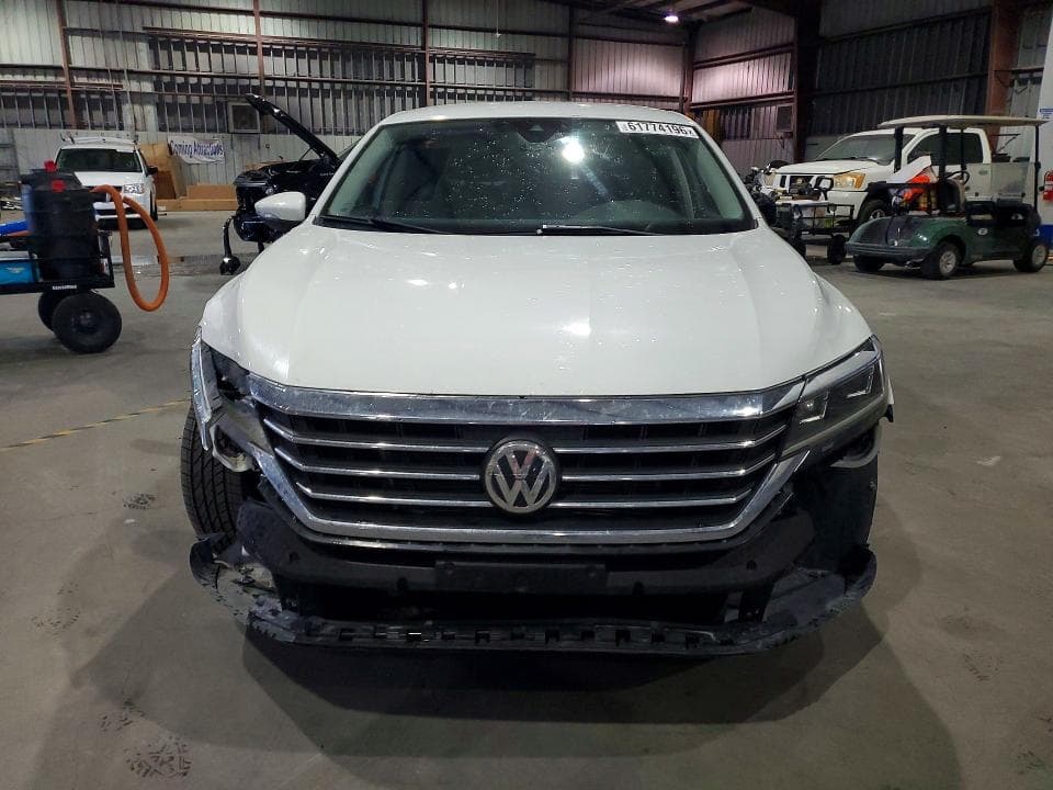 2020 VOLKSWAGEN PASSAT SE 5