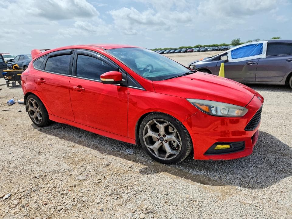 2017 FORD FOCUS ST 4