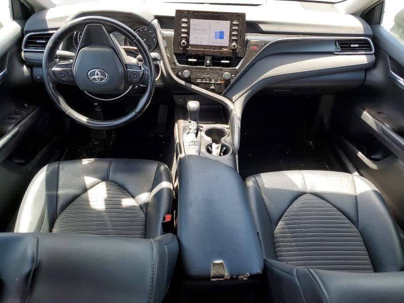 2022 TOYOTA CAMRY SE 8