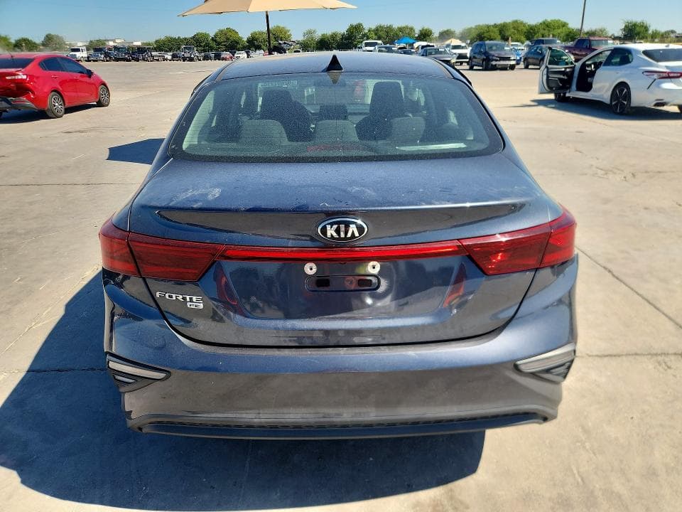 2020 KIA FORTE FE 6