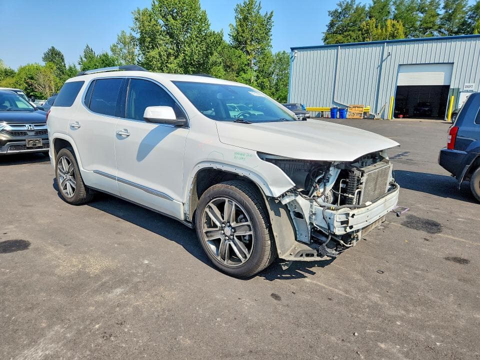 2017 GMC ACADIA DENALI 4