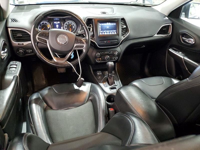 2020 JEEP CHEROKEE LATITUDE PLUS 8