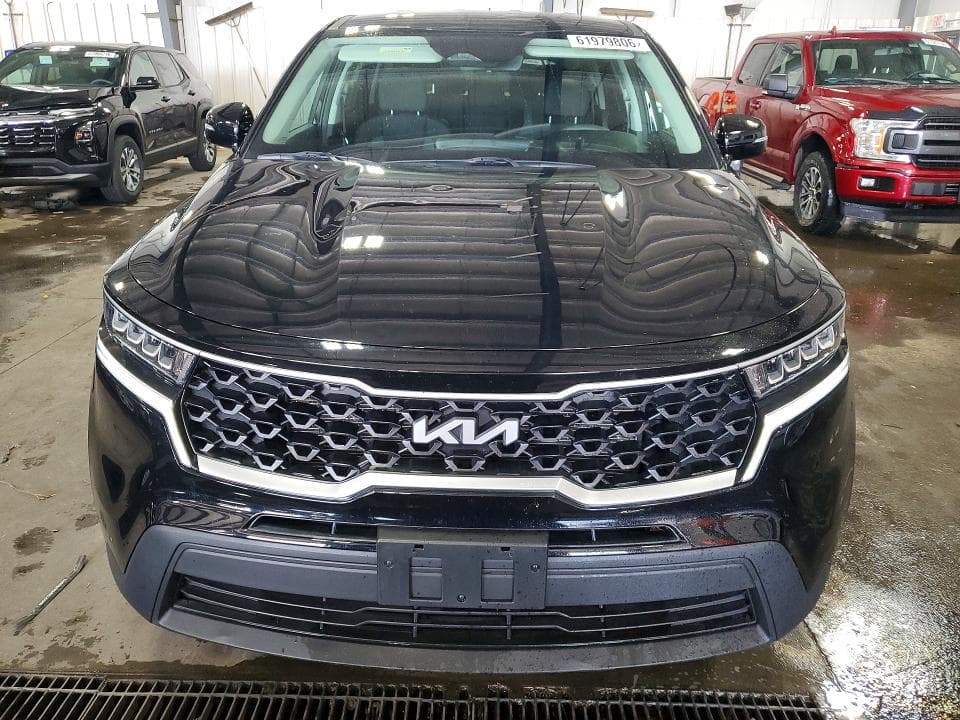 2023 KIA SORENTO LX 5