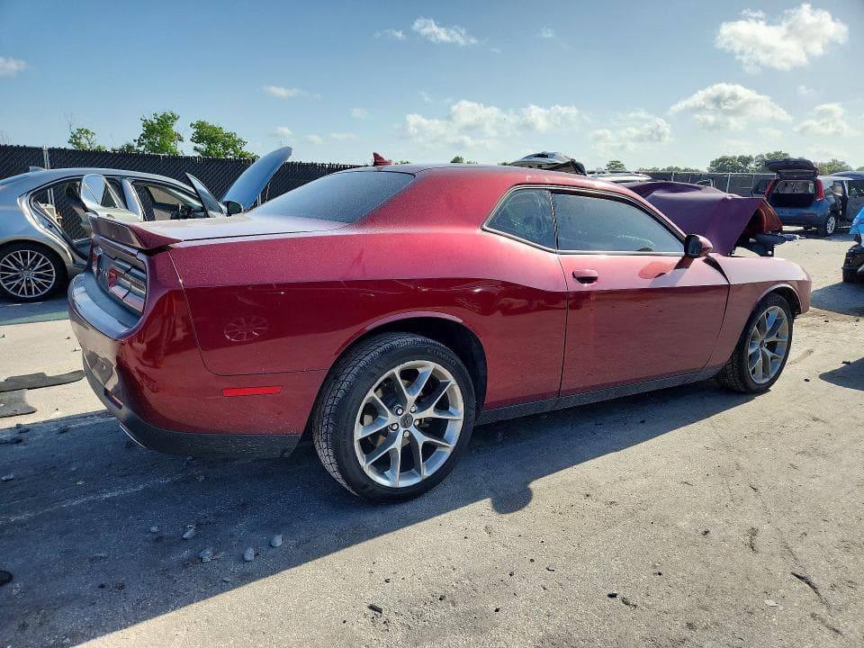 2020 DODGE CHALLENGER SXT 3