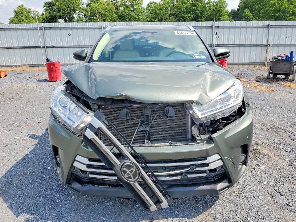 2018 TOYOTA HIGHLANDER XLE 5
