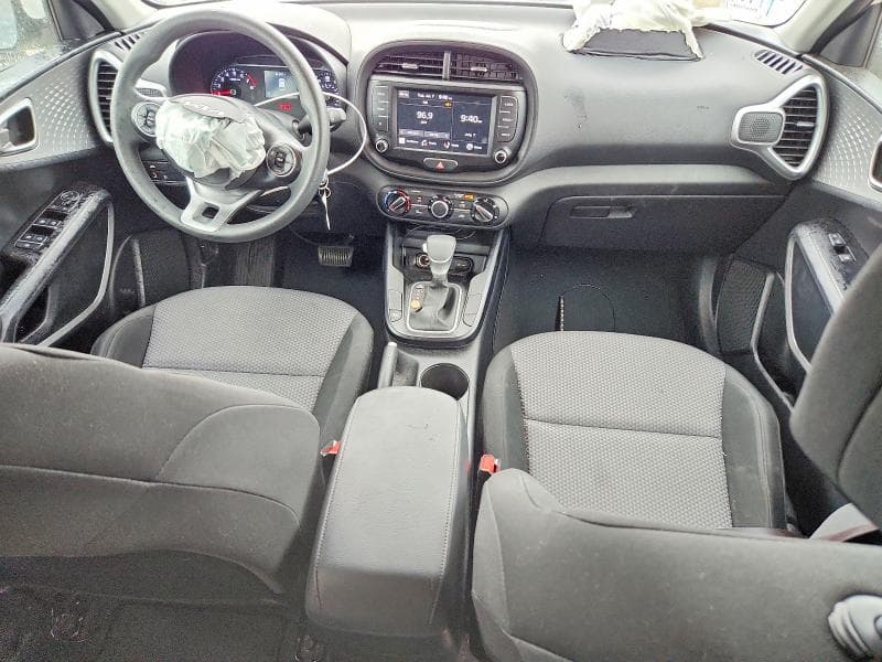 2022 KIA SOUL LX 8