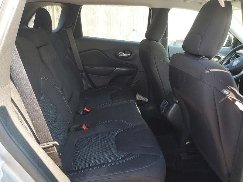 2019 JEEP CHEROKEE LATITUDE 11