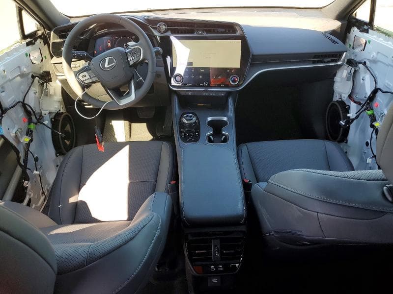 2026 LEXUS RZ 350E PREMIUM 8