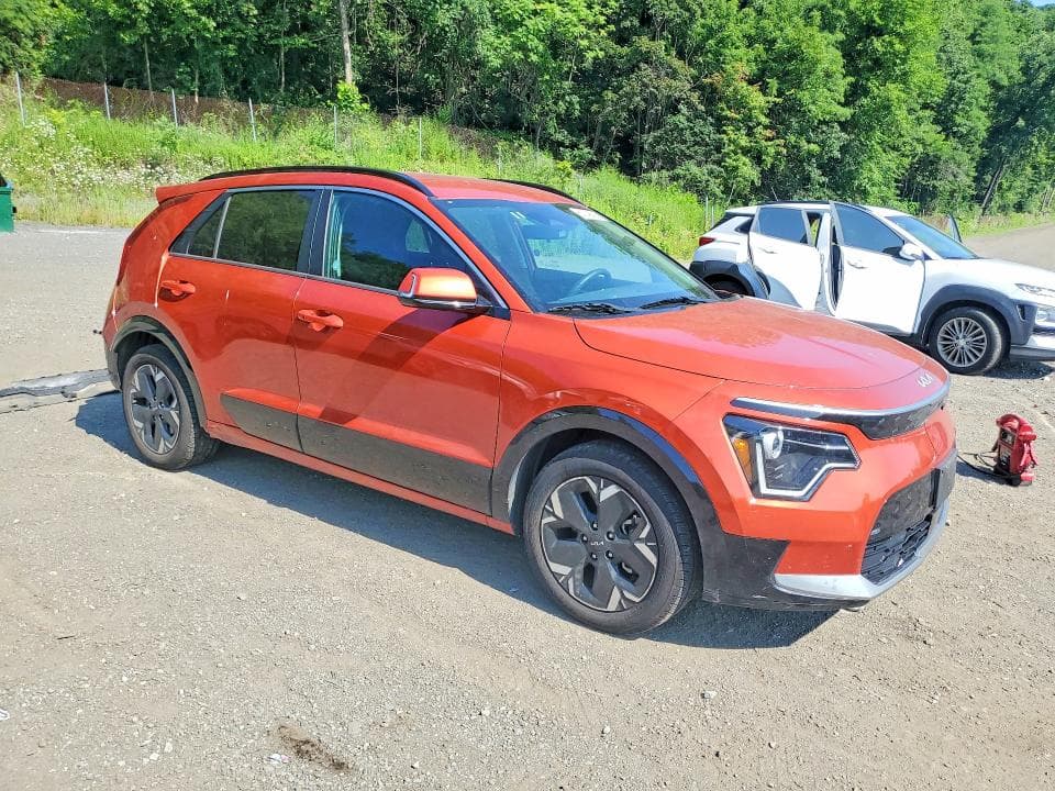 2023 KIA NIRO WIND 4