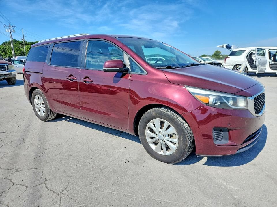 2017 KIA SEDONA LX 4