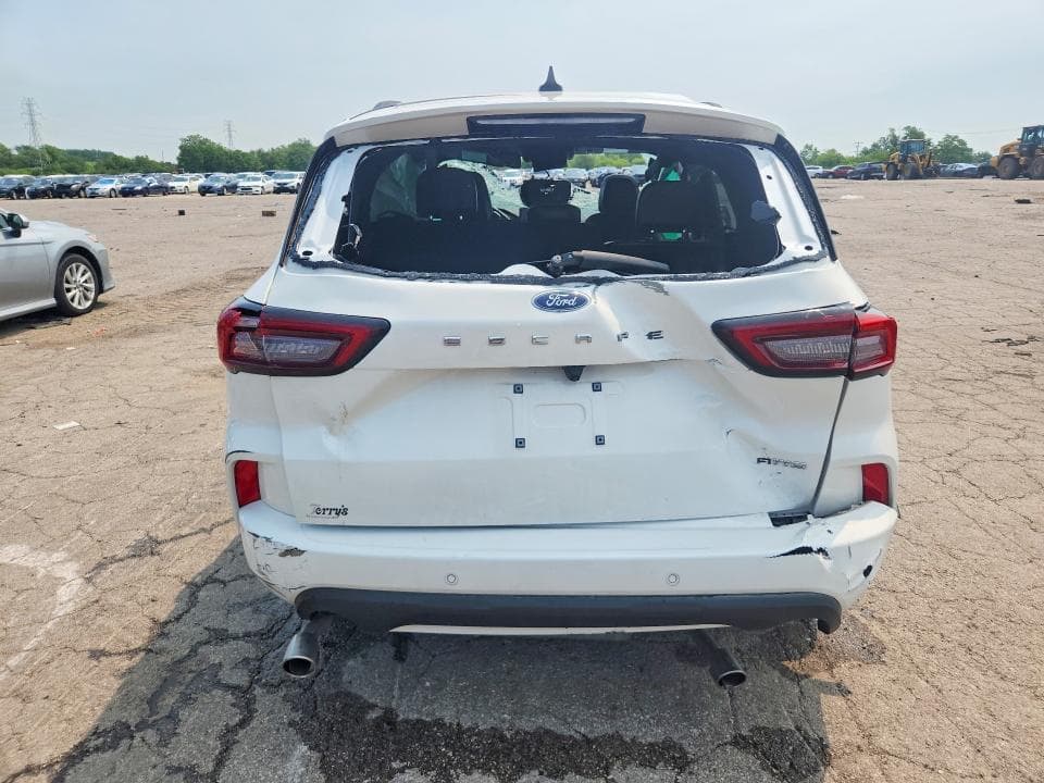 2024 FORD ESCAPE ST LINE SELECT 6
