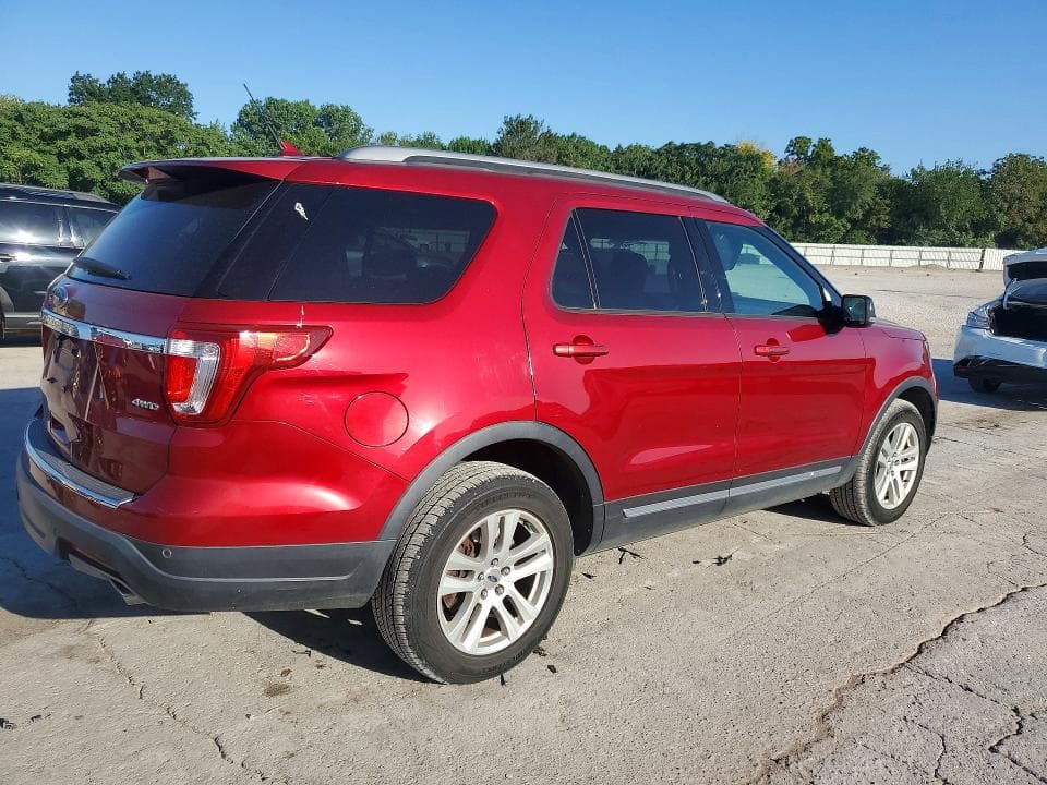 2018 FORD EXPLORER XLT 3