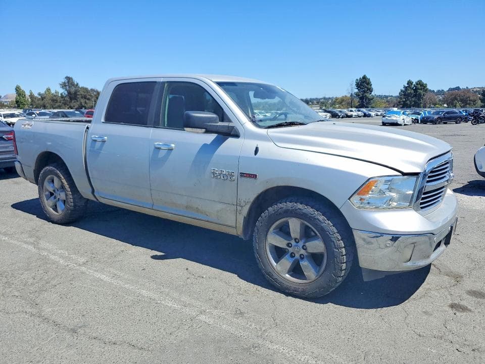 2017 RAM 1500 SLT 4