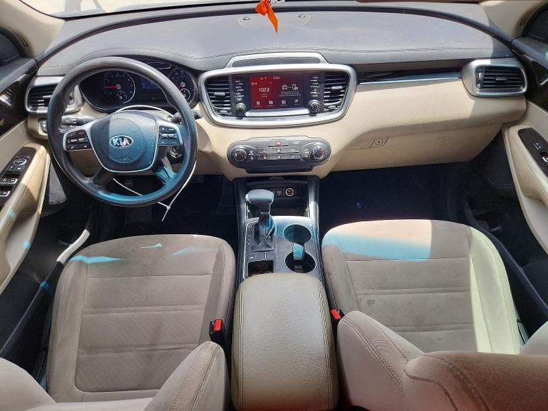2020 KIA SORENTO LX 8