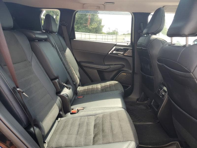 2025 MITSUBISHI OUTLANDER SE 11