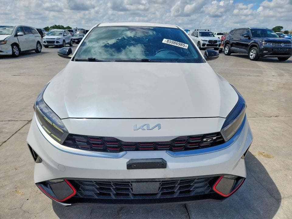 2023 KIA FORTE GT 5