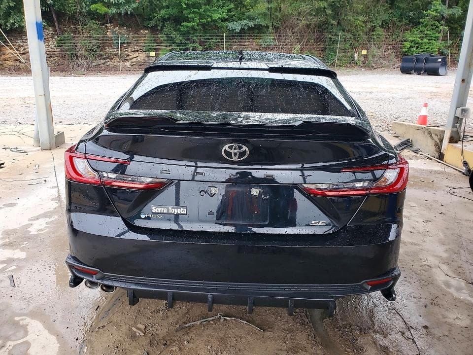 2025 TOYOTA CAMRY SE 6