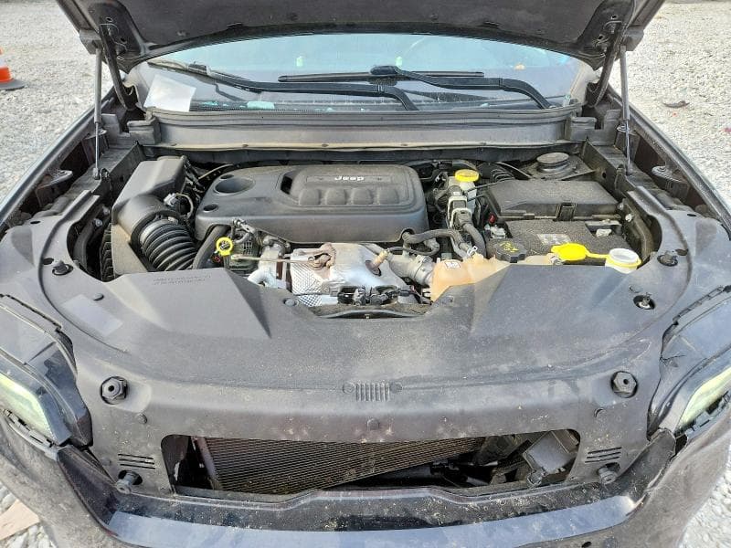 2021 JEEP CHEROKEE LIMITED 12