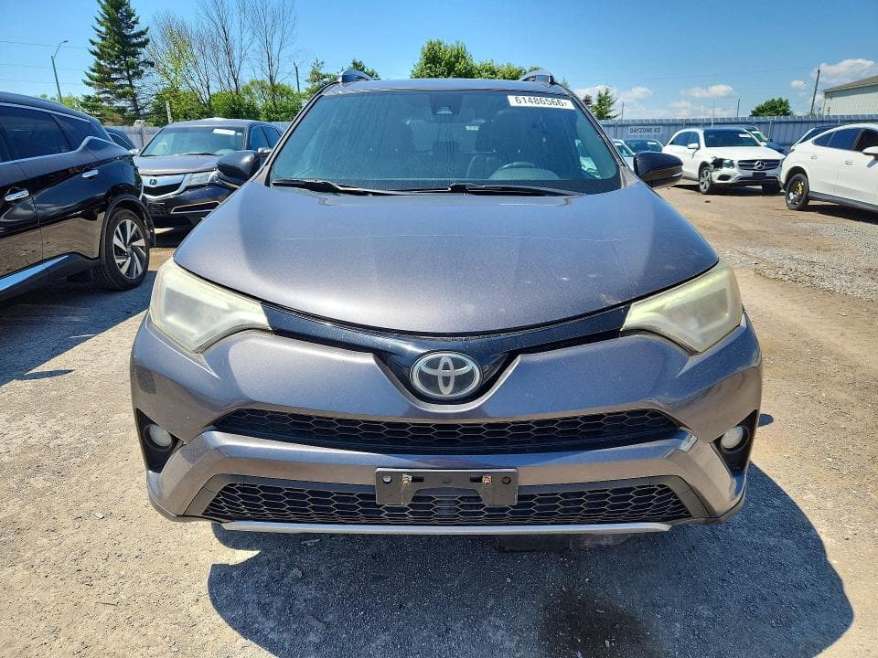 2017 TOYOTA RAV4 SE 5